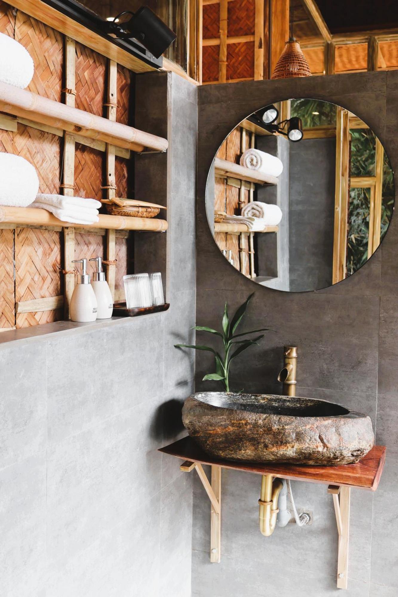 Dinh Gia Trang - Homestay & Coffee The Ruong Exterior photo