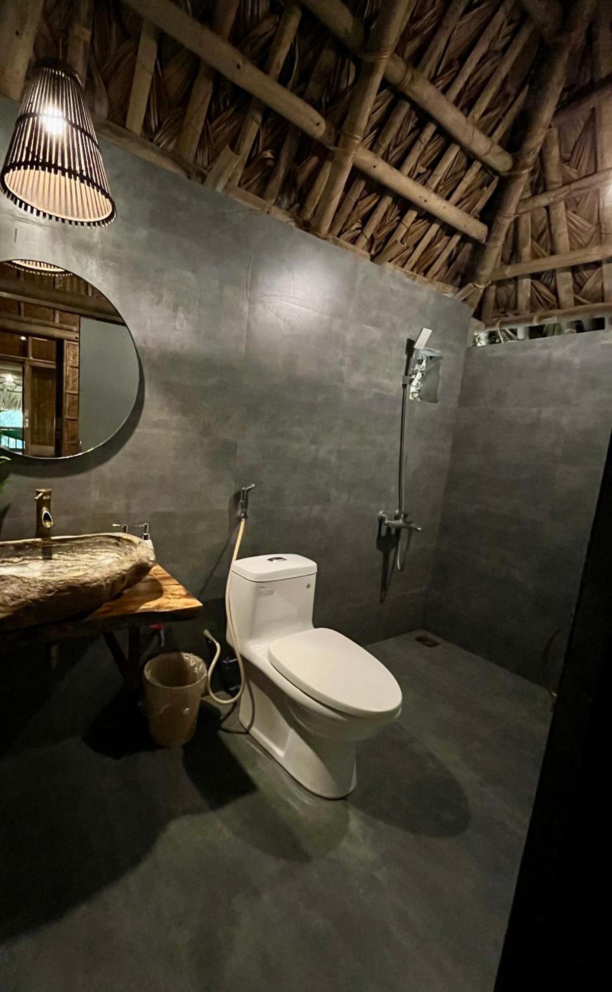 Dinh Gia Trang - Homestay & Coffee The Ruong Exterior photo
