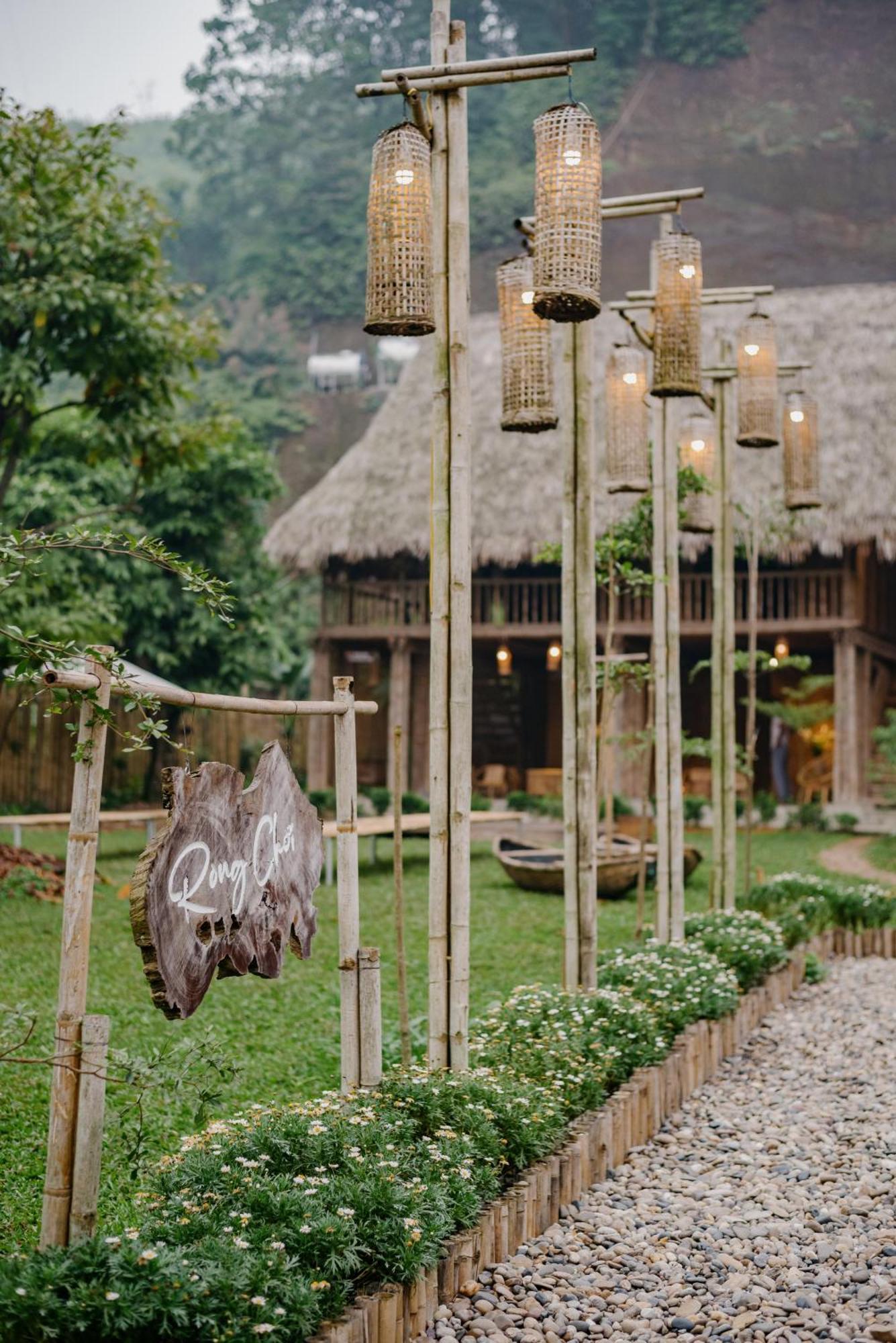 Dinh Gia Trang - Homestay & Coffee The Ruong Exterior photo