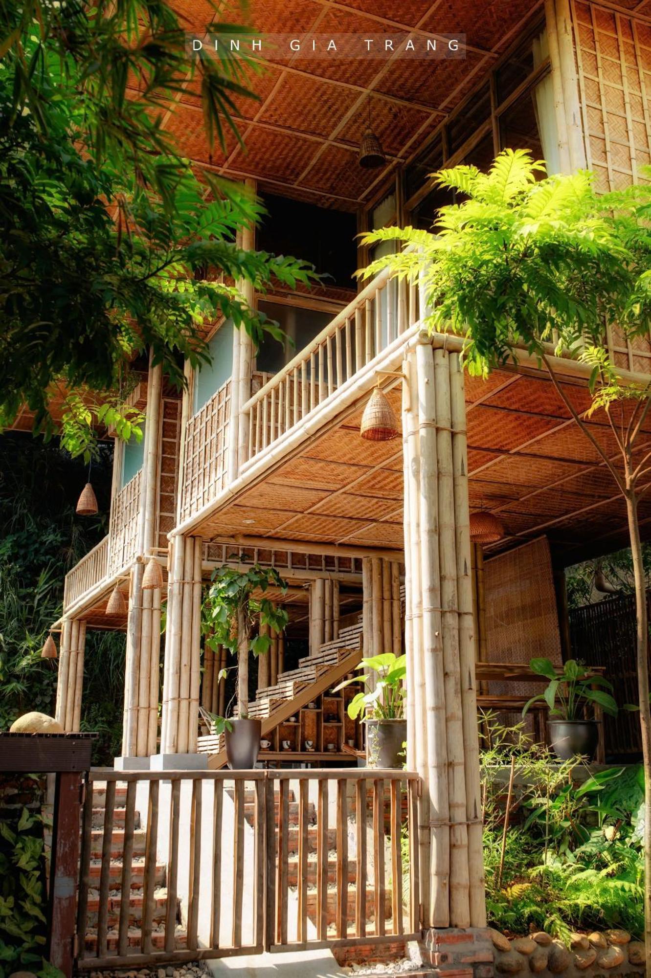 Dinh Gia Trang - Homestay & Coffee The Ruong Exterior photo